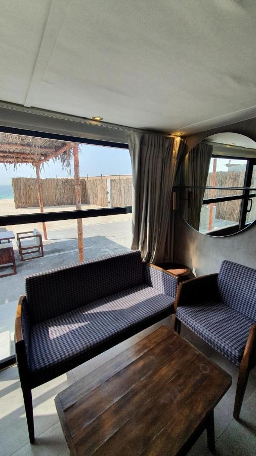 Caravana Beach Resort Al Zorah Adžmán Exteriér fotografie