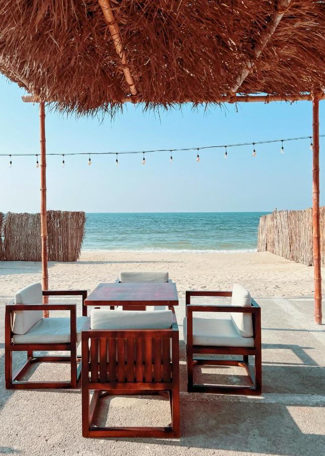 Caravana Beach Resort Al Zorah Adžmán Exteriér fotografie